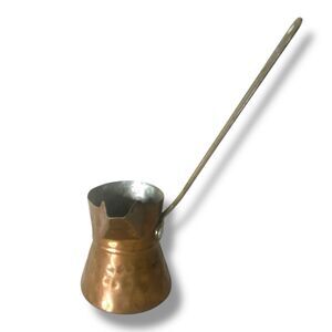 ANTIQUE HAMMERED COPPER MELTING POT POURING LADLE STAMPED "10" ON HANDLE